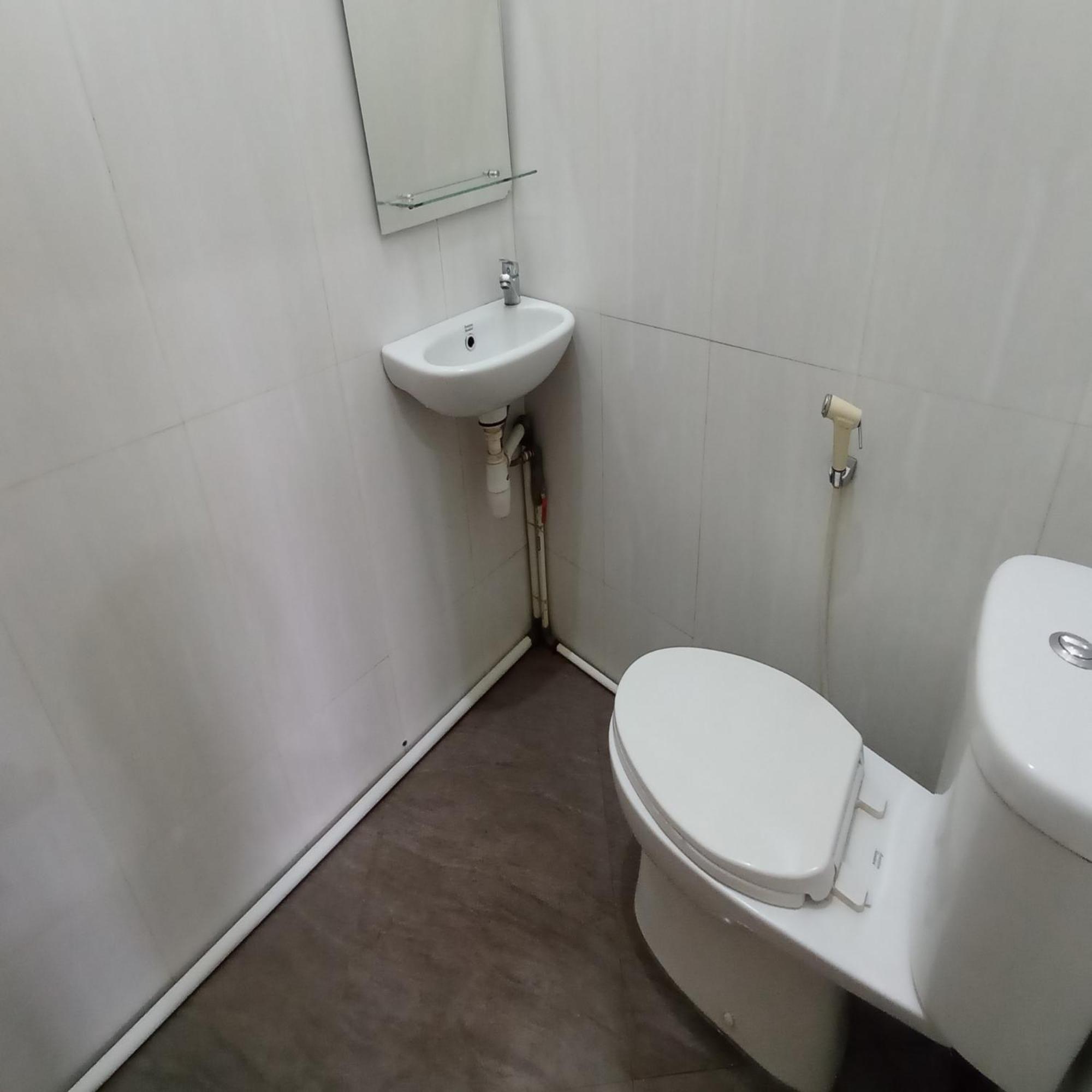 Hotel Reddoorz At Syariah House Purwokerto Esterno foto