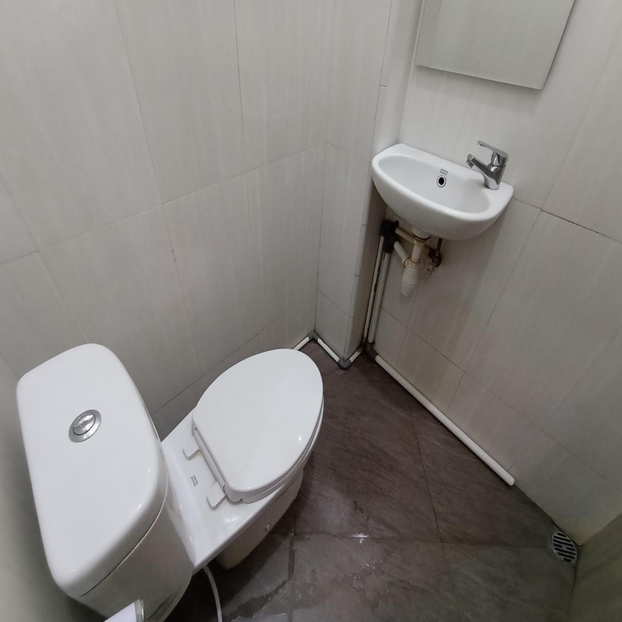 Hotel Reddoorz At Syariah House Purwokerto Esterno foto